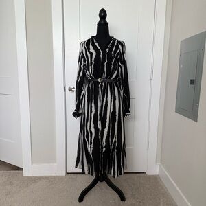 Donna Karan Black and White Chiffon A line Dress NWT